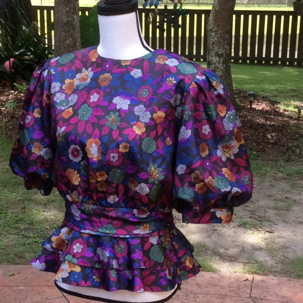 Floral Puff Sleeve Top